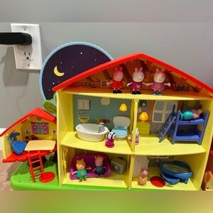 Peppa Pig Peppa's Playtime to Bedtime House Playset